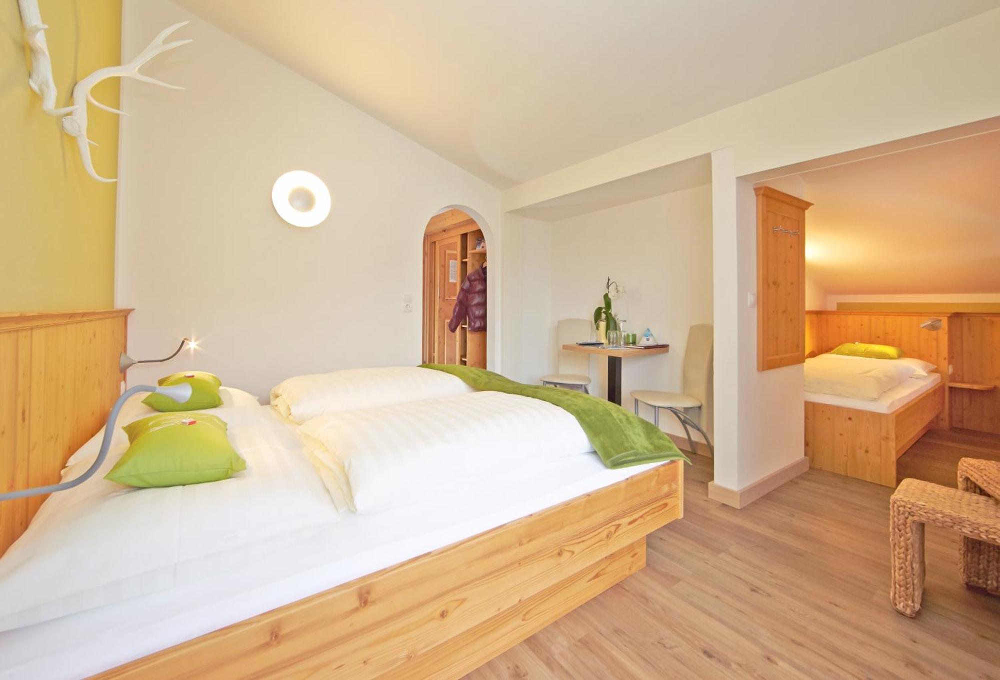 Hotel Garni Landhaus Gitti Zell am See Dış mekan fotoğraf
