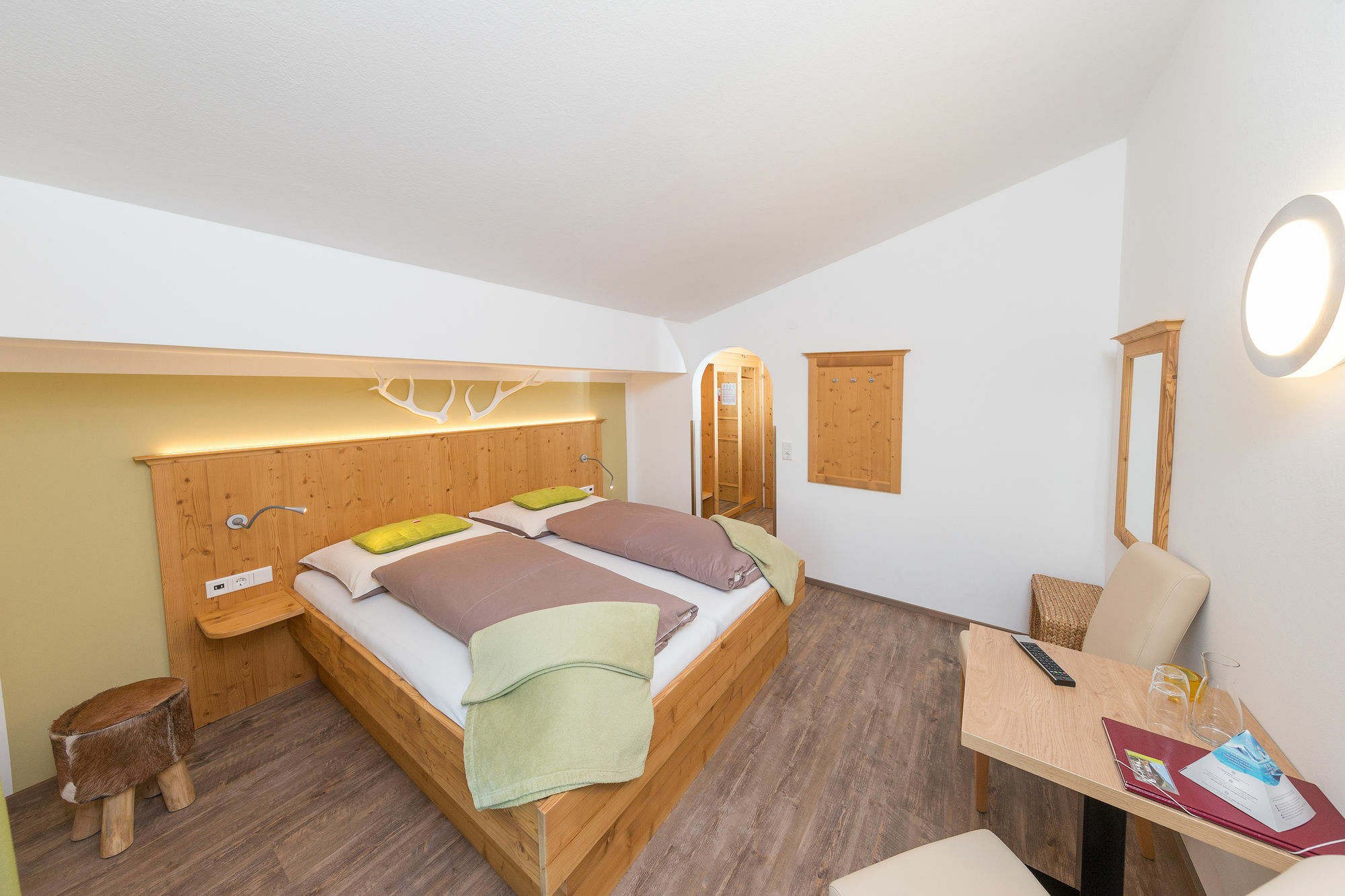Hotel Garni Landhaus Gitti Zell am See Dış mekan fotoğraf